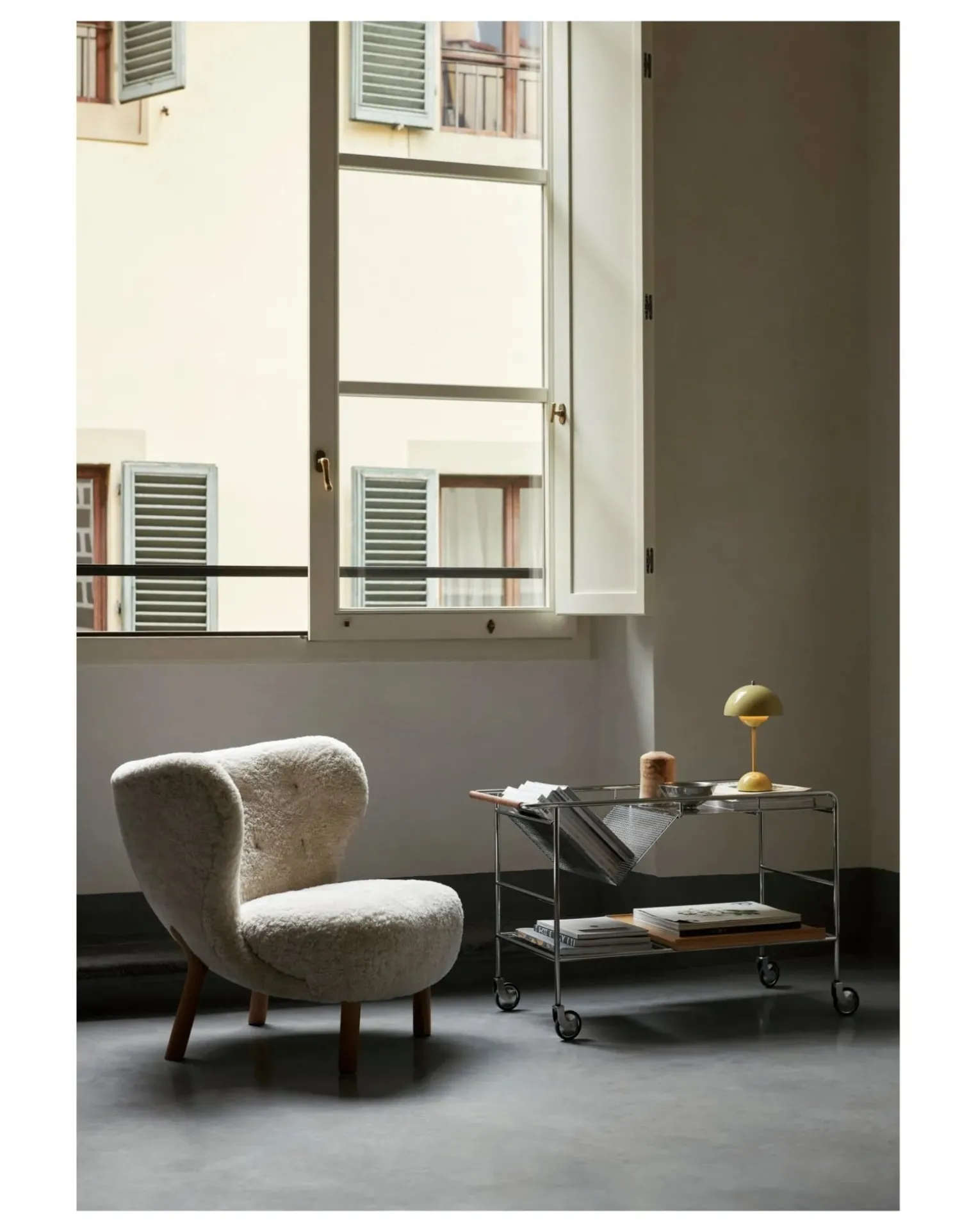 Alima NDS1 Table on Wheels