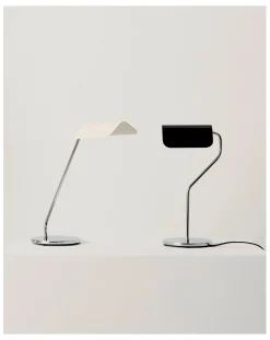 Apex table lamp