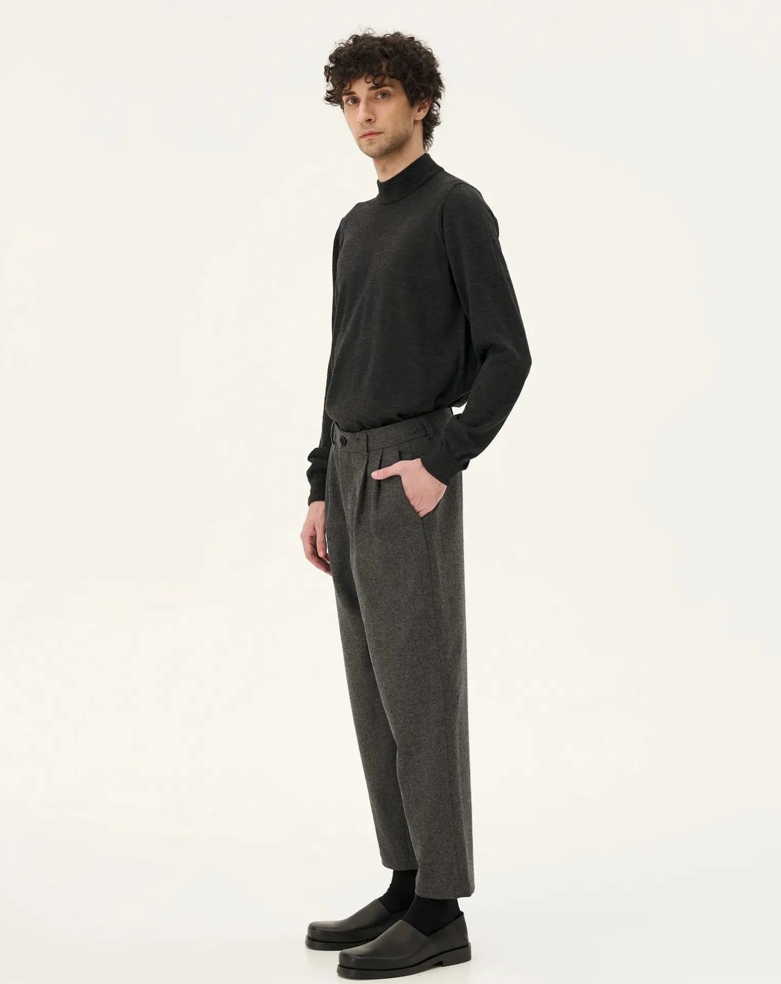 Cambridge Slate Wool Trousers