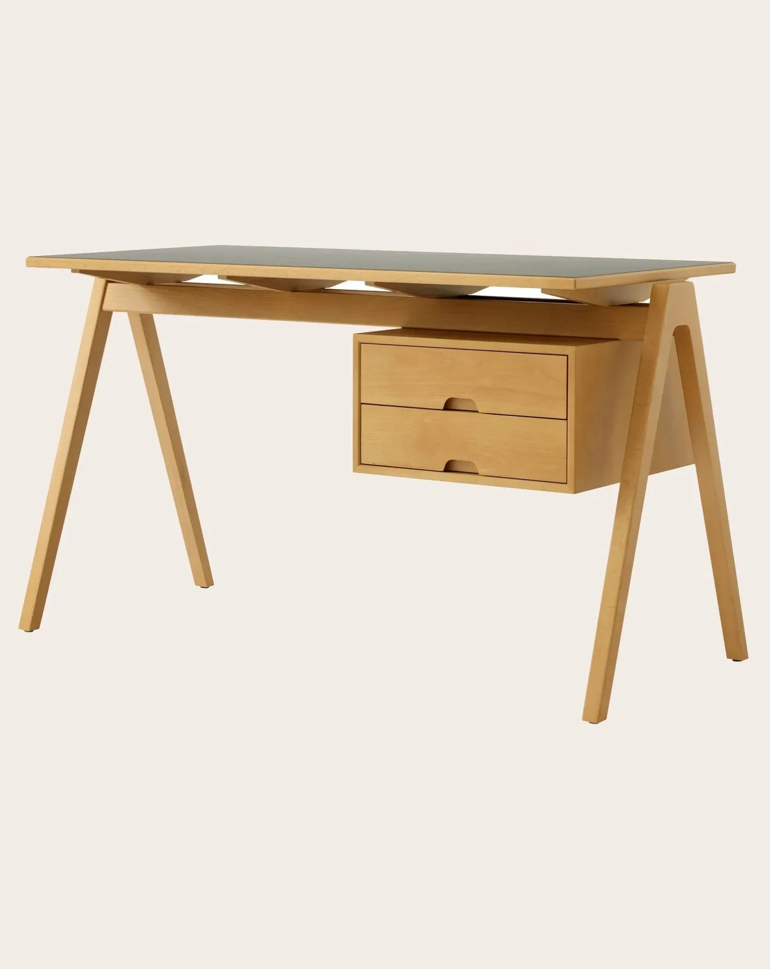 Daystack RD3 desk, Robin Day