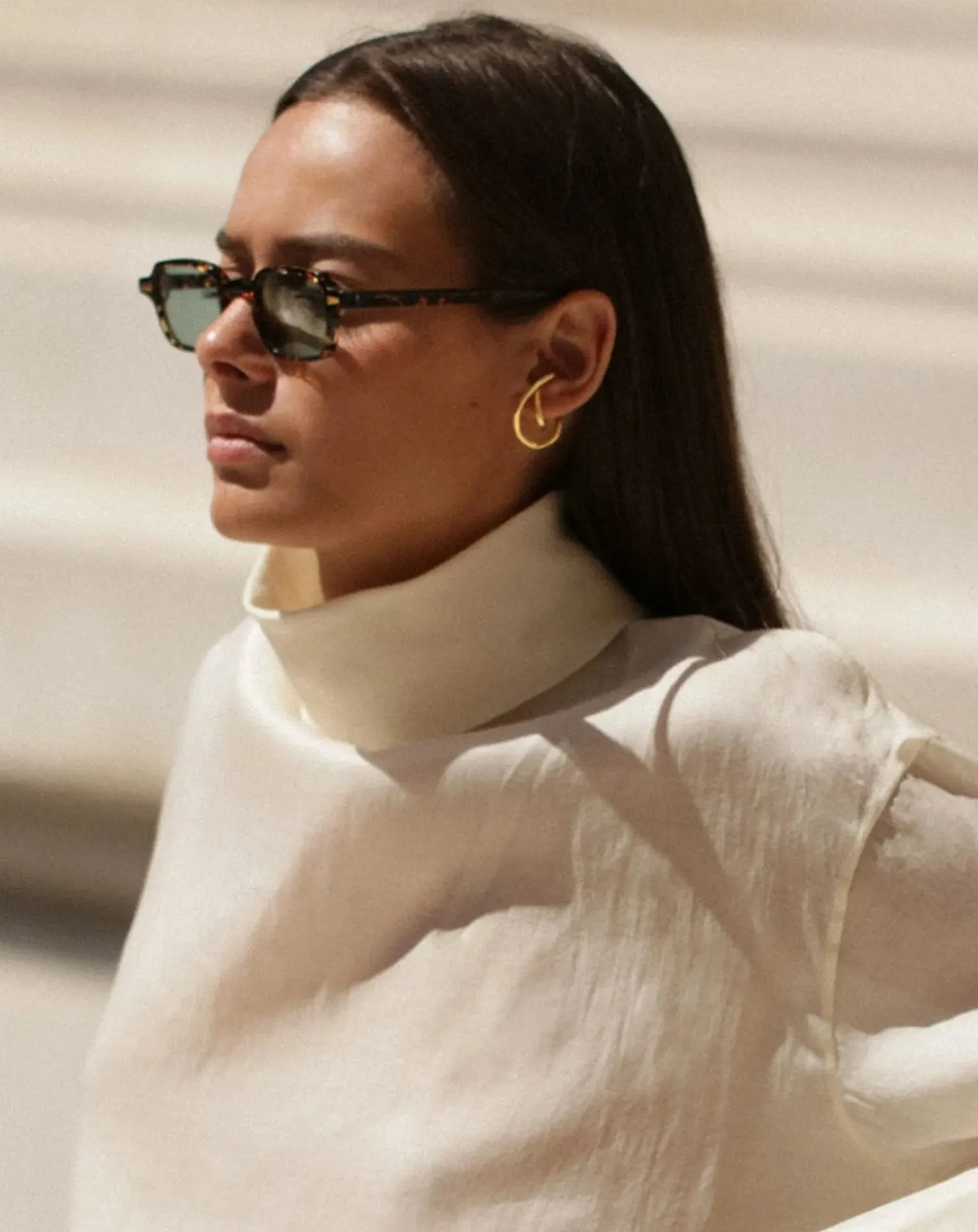 Earcuff gauche Shell en plaqué or