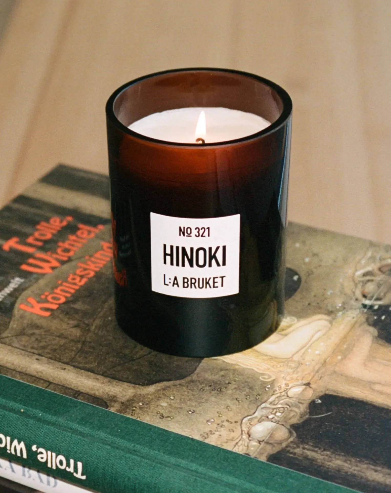 Hinoki scented candle - 260g
