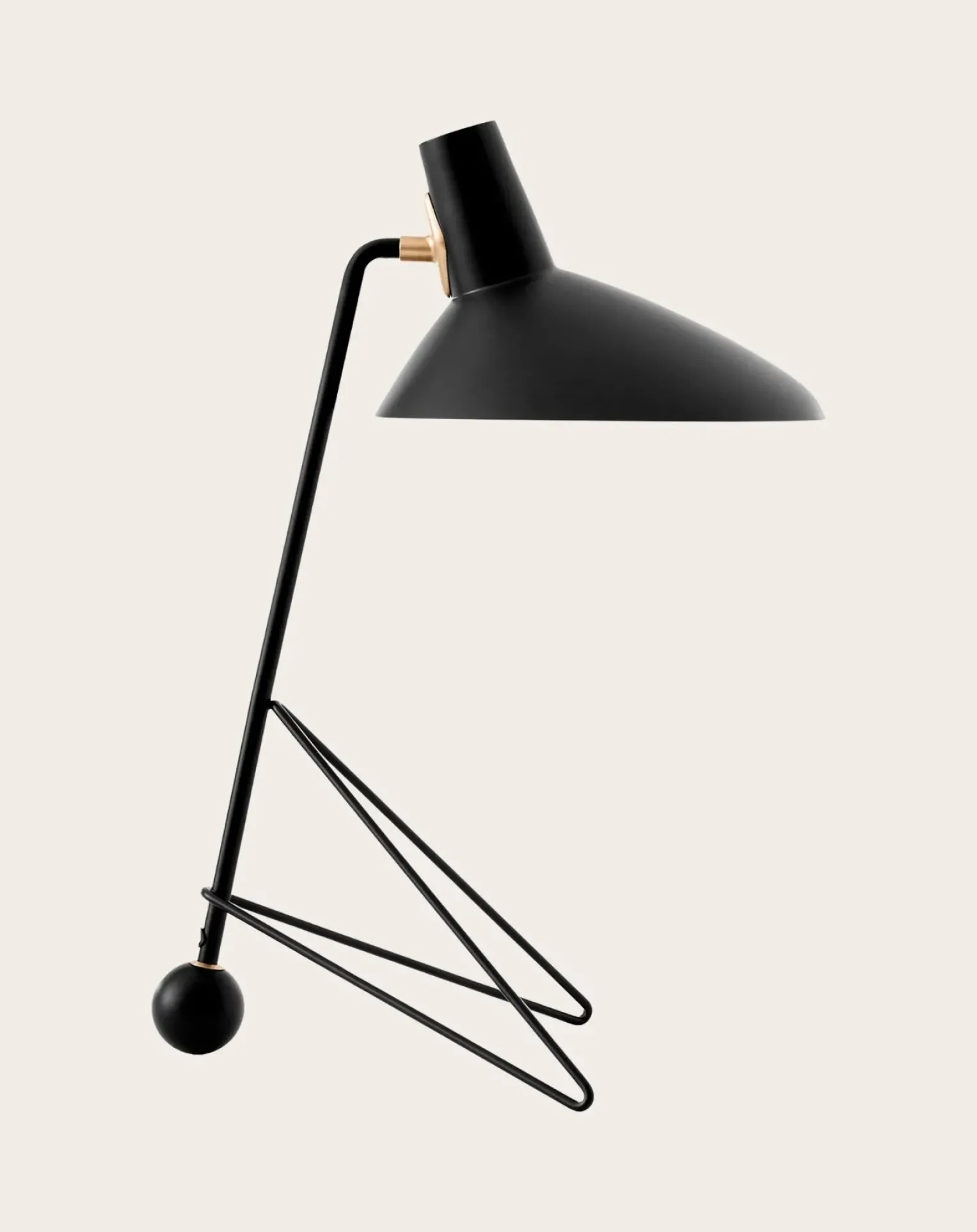HM9 Tripod table lamp, Hvidt & Mølgaard
