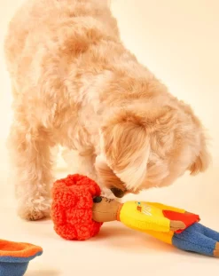 Hooman Surfer digging toy