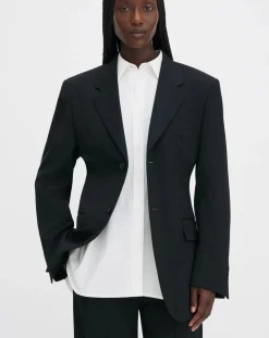 Hourglass single-breasted blazer in polyester