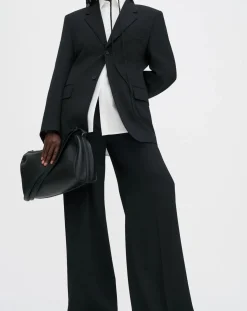 Hourglass single-breasted blazer in polyester