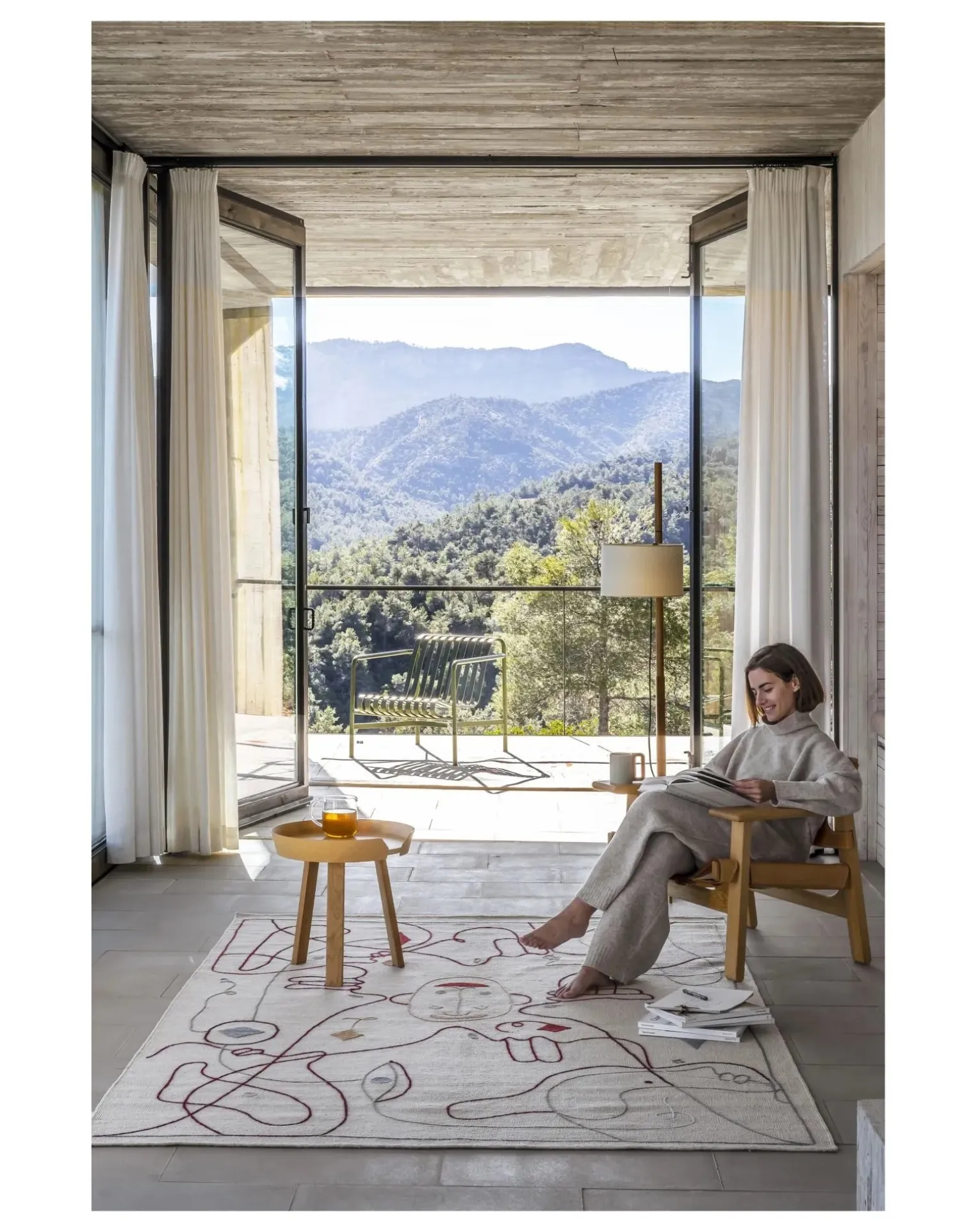 Jaime Hayon Silouhette Rug