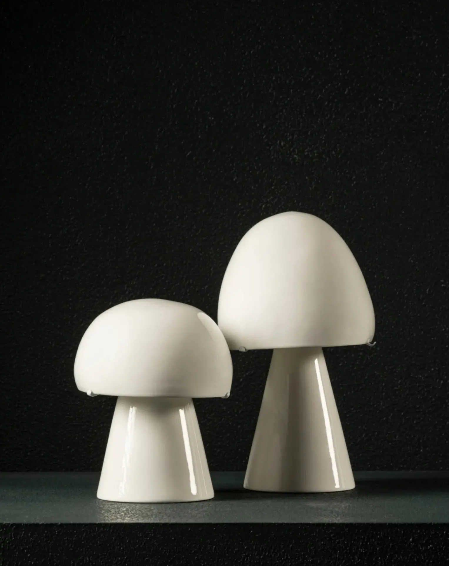 Joe N°1 porcelain table lamp, Anita Le Grelle