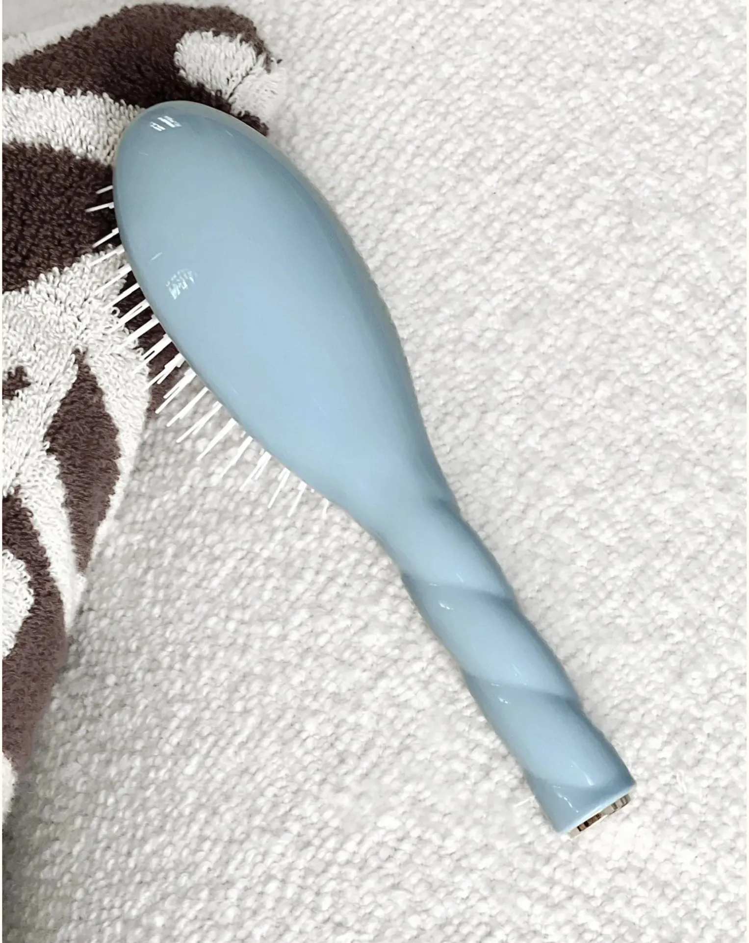 La Petite Brosse L'intense N°07 - Detangling & Stimulating