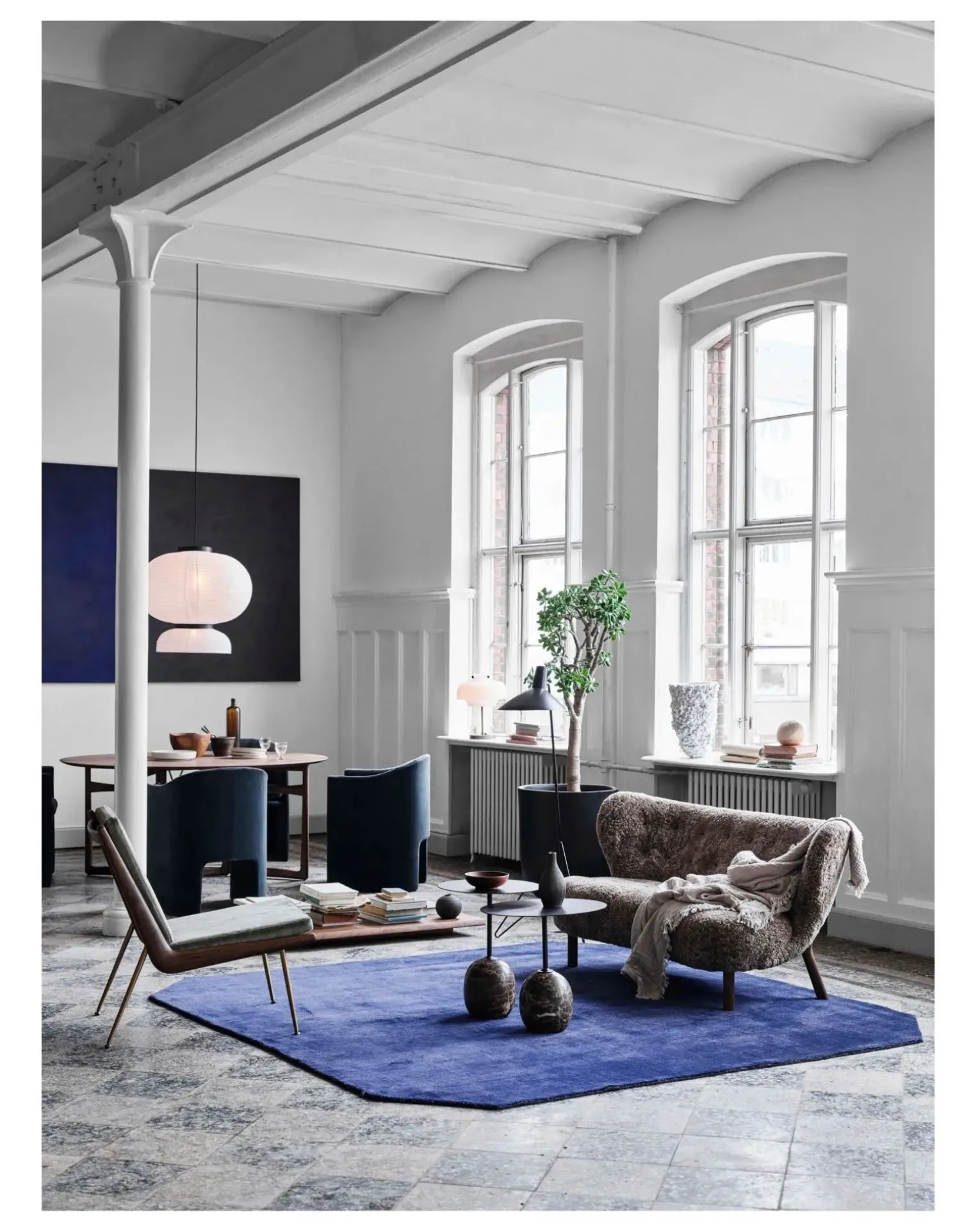 Lato LN8 Side Table, Walnut Top