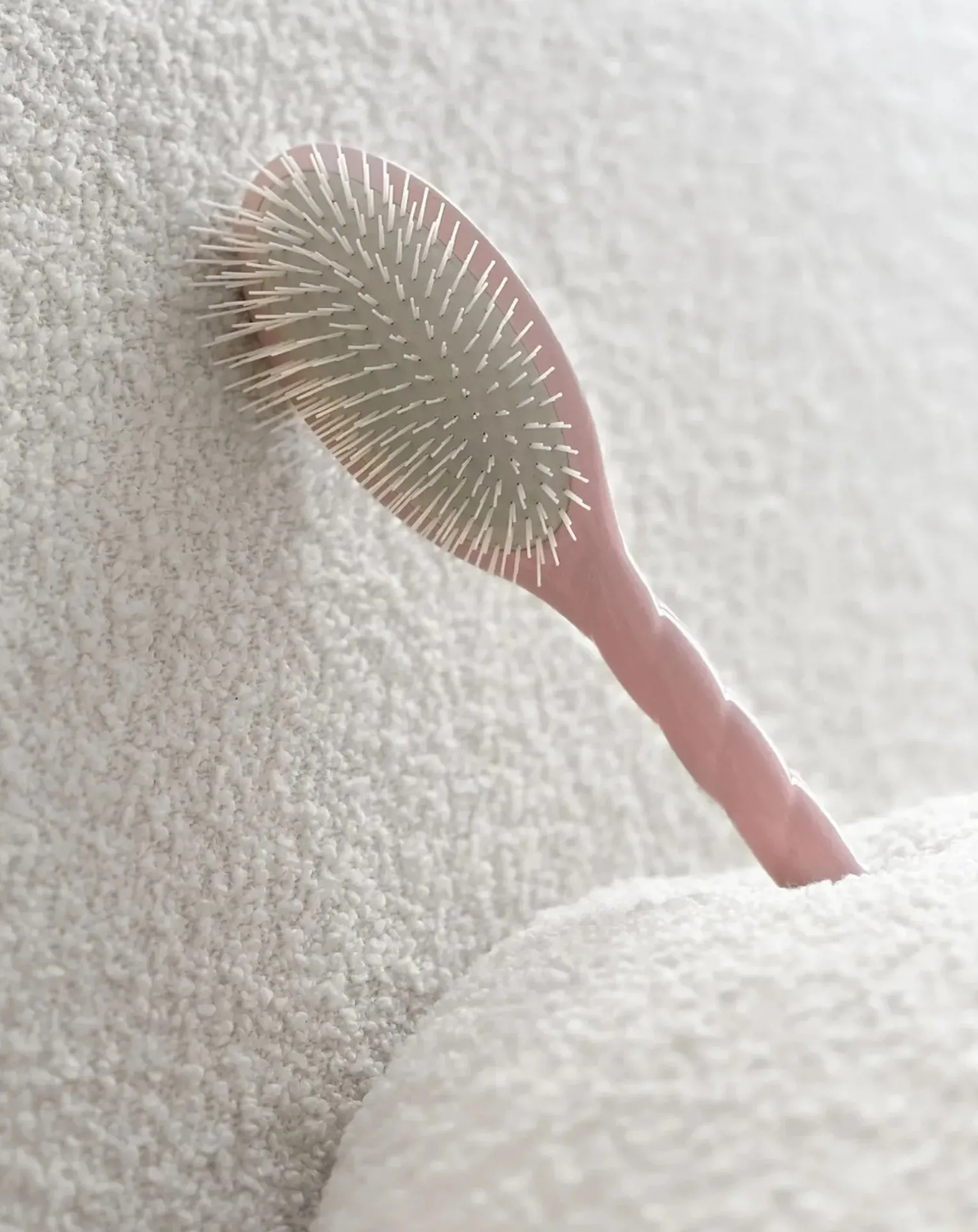 L'intense Hairbrush N°07 - Detangling & Stimulating