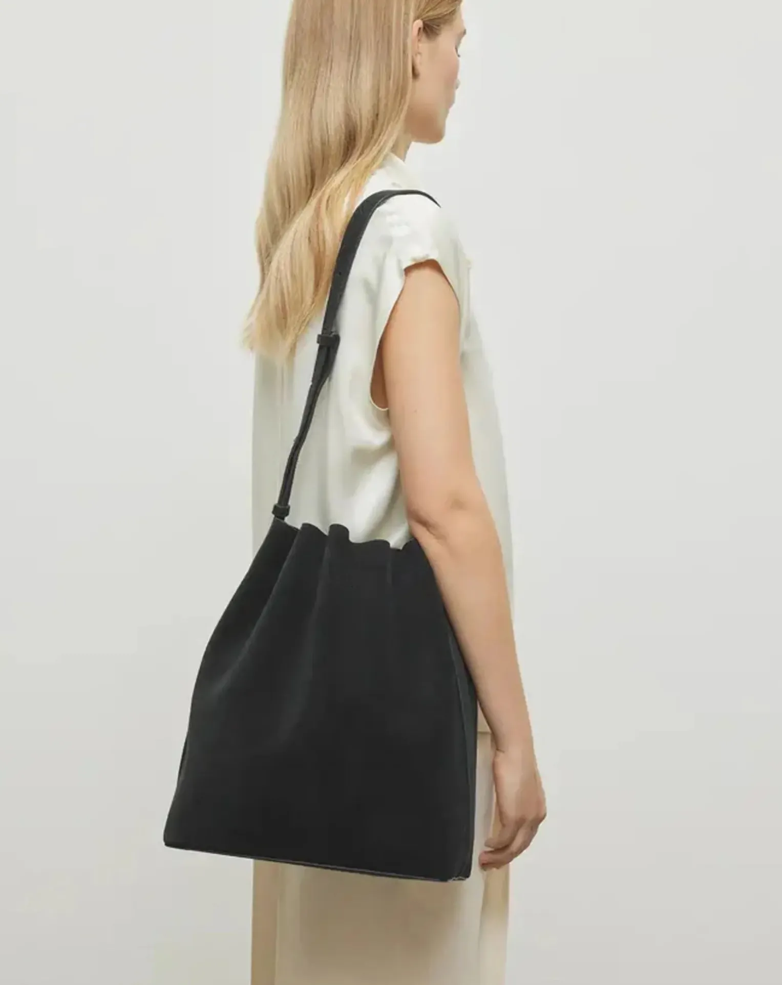 Marin Supple Medium handbag in suede leather