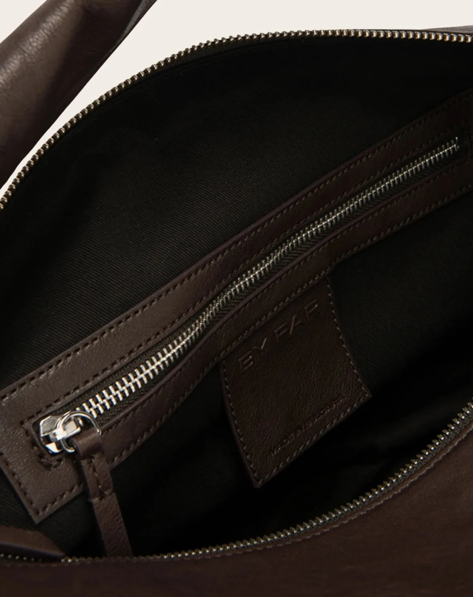 Maxi Cush Washed Leather Bag