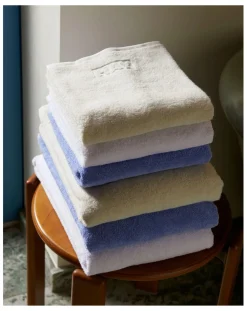 Mono Hand Towel
