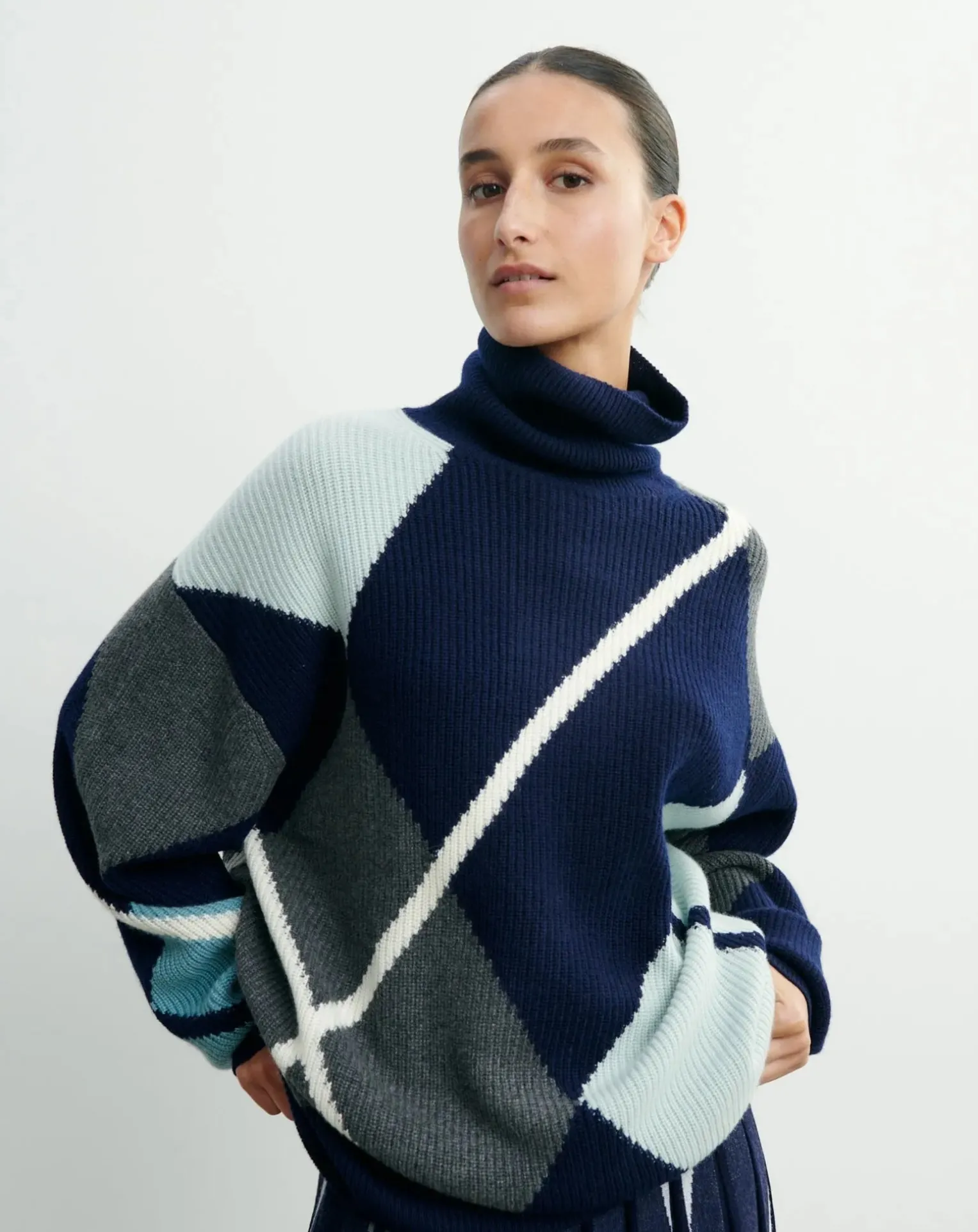 Oversize Argyle Intarsia Cashmere Sweater