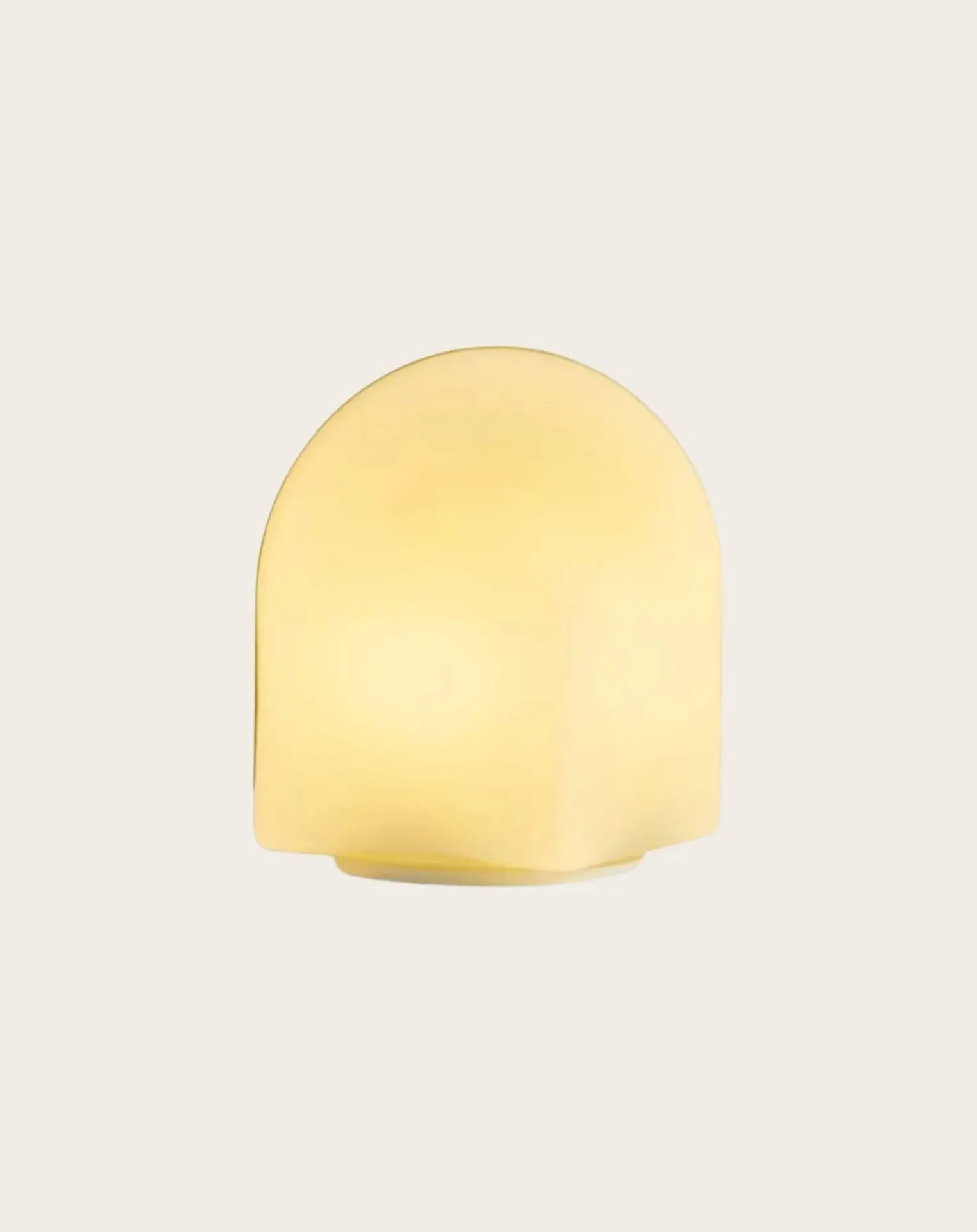 Parade cordless table lamp