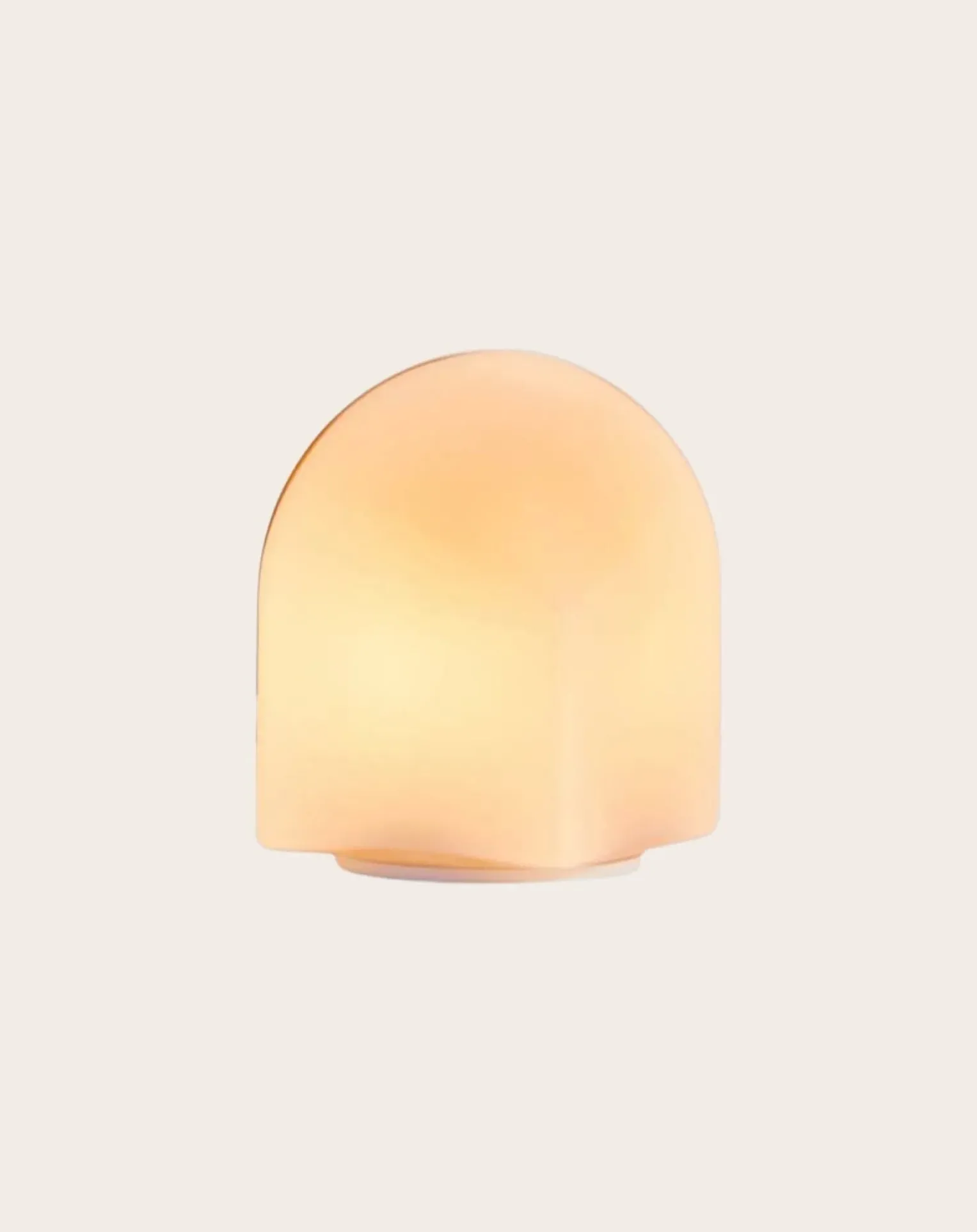 Parade cordless table lamp