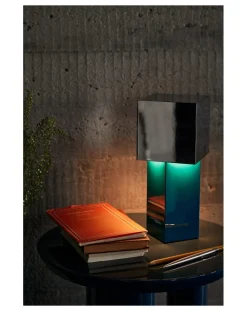 Pivot table lamp