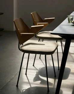 RFH RD7 chair, Robin Day