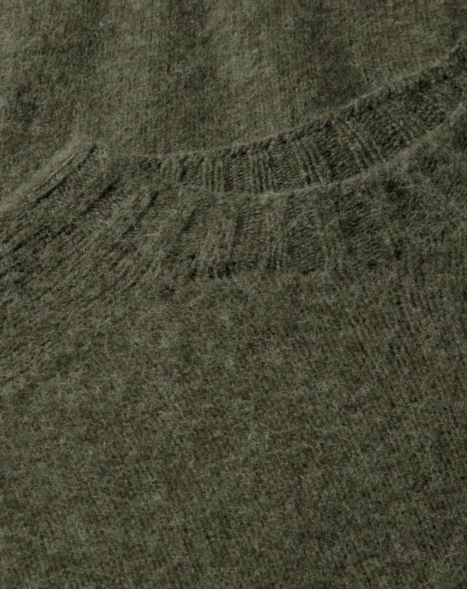 Shetland Round Neck Sweater