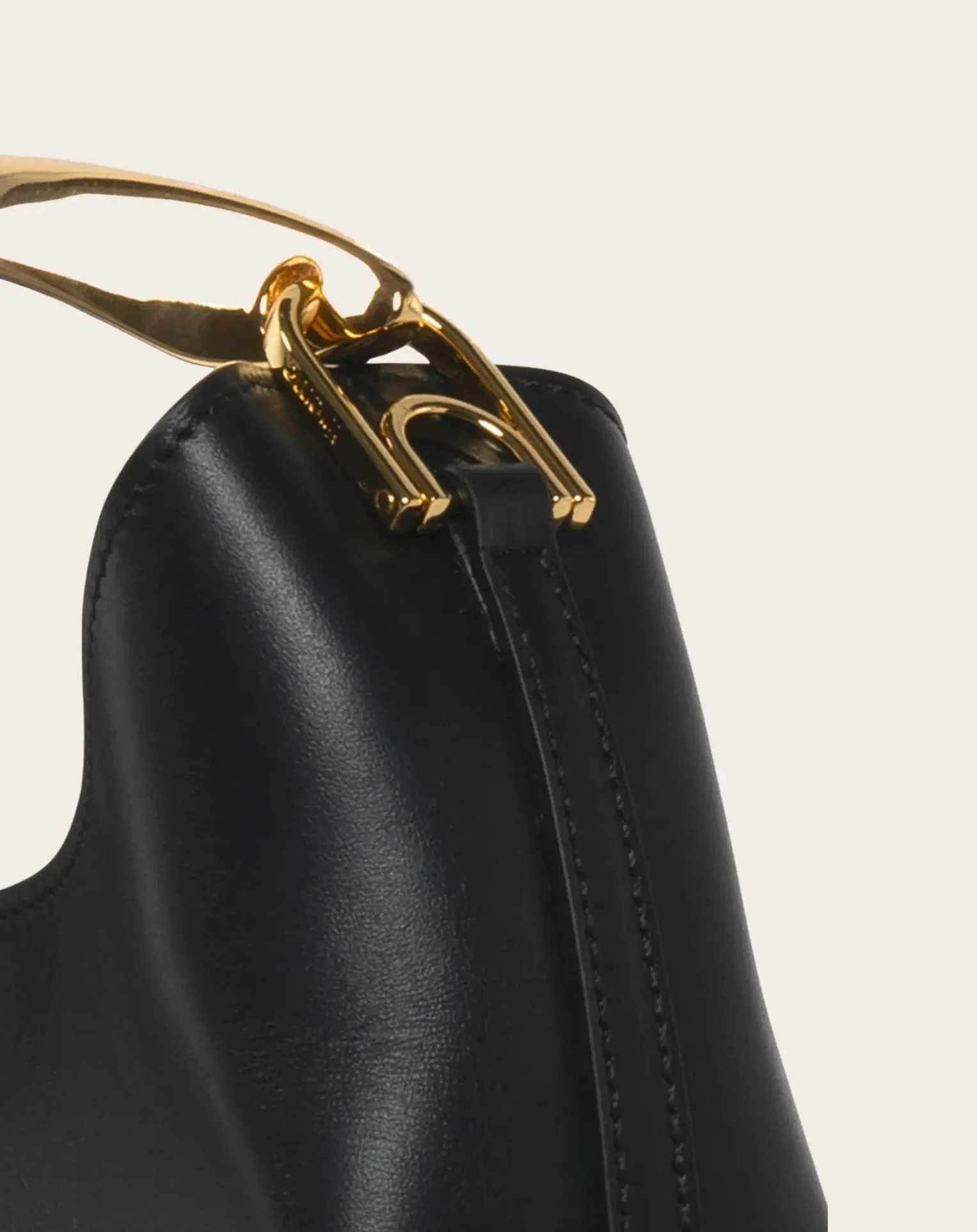 Small Boomerang Leather bag