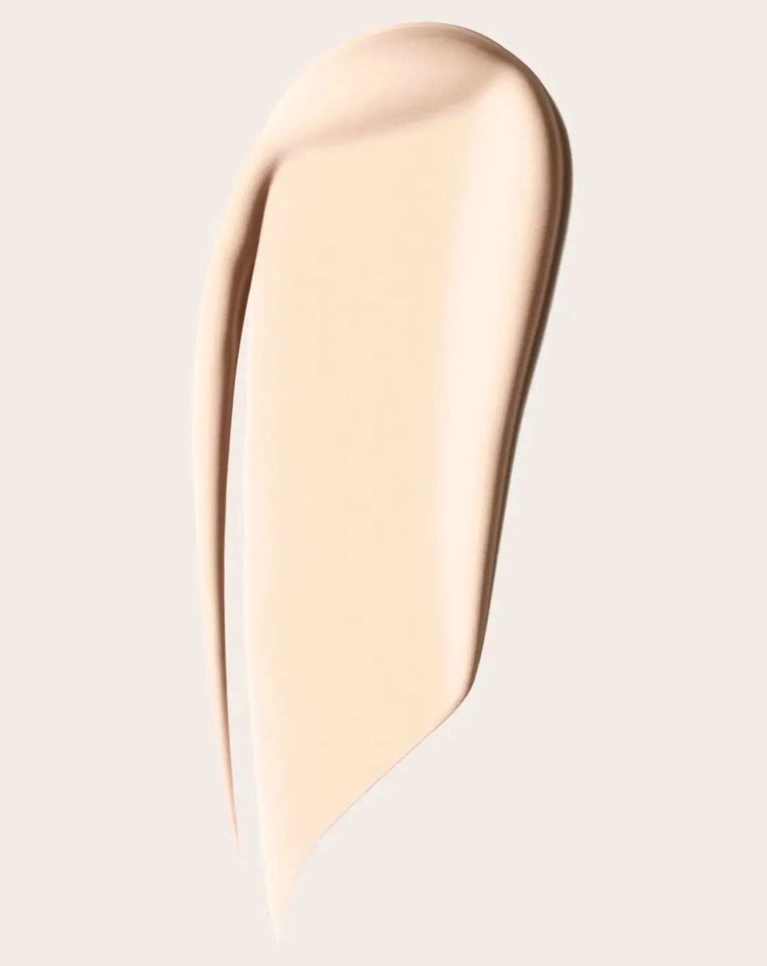 Softlight smoothing foundation