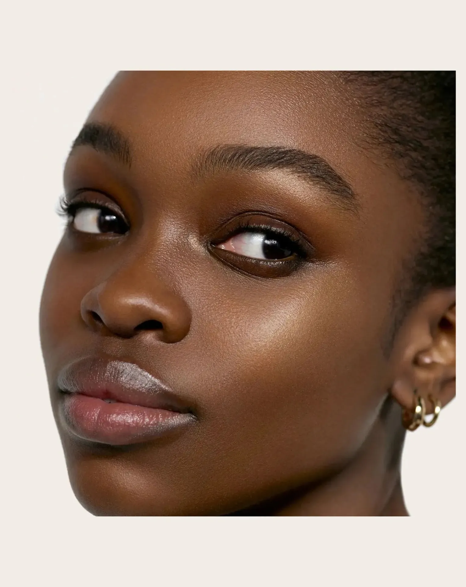 Solar Radiance moisturizing cream illuminator refill