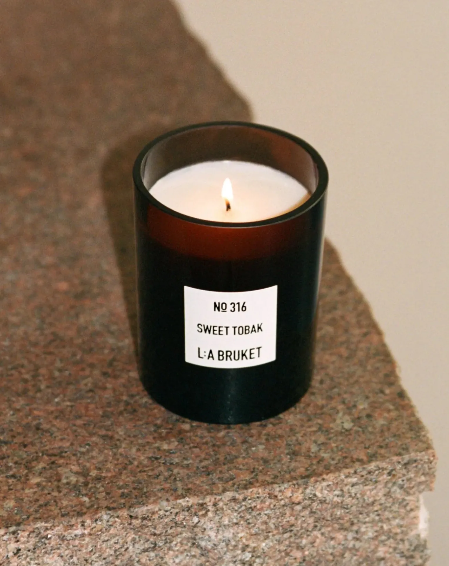 Sweet Tobak scented candle - 260g