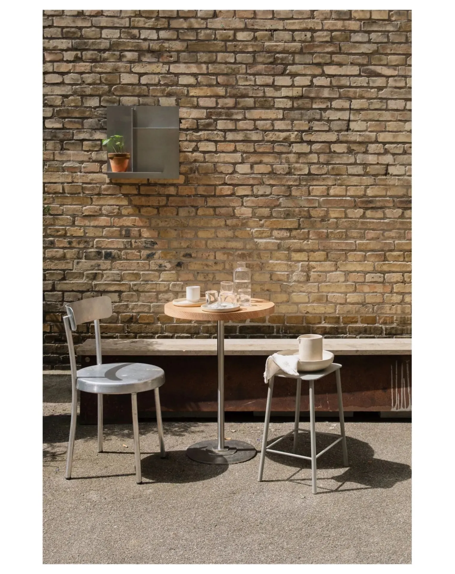 Tasca Aluminium Chair