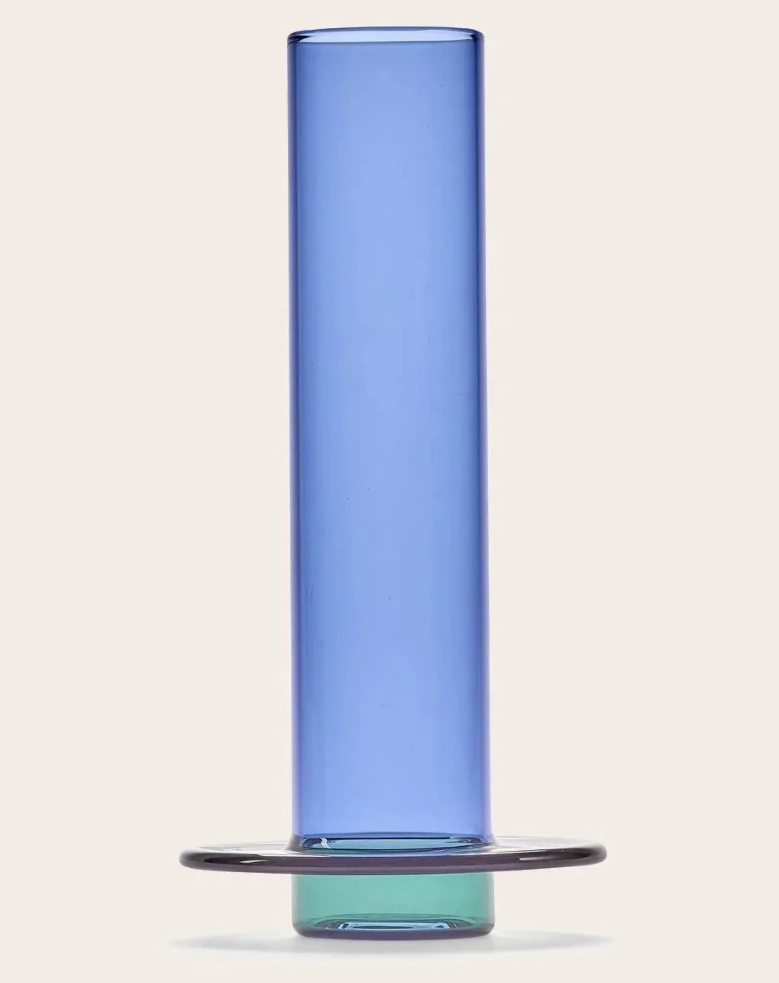 Vase Towers, Jose Levy