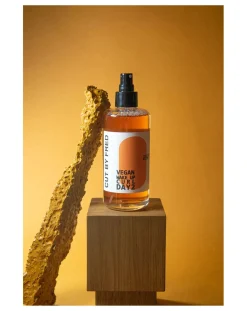 Vegan Wake Up Curl Day 2 Spray - 200 ml