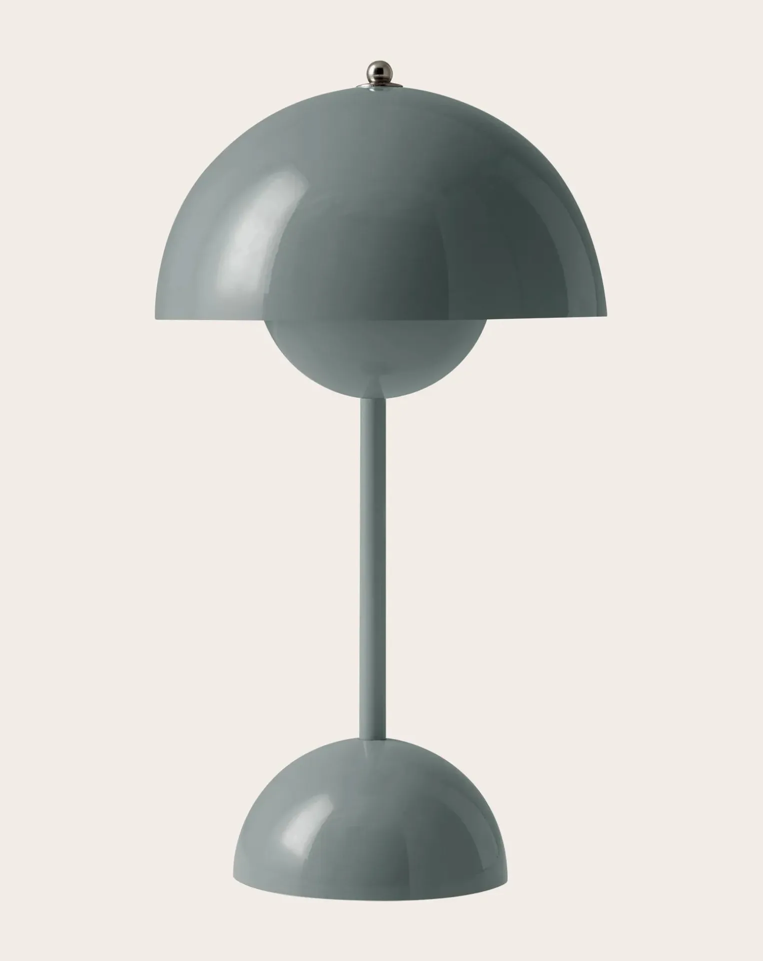 VP9 Flowerpot Portable Table Lamp, Vernon Panton