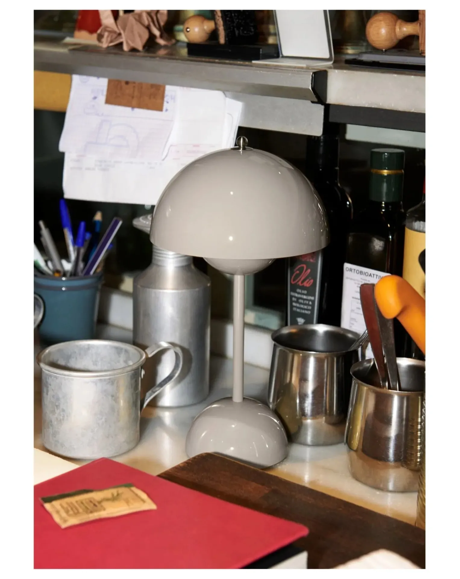 VP9 Flowerpot Portable Table Lamp, Vernon Panton