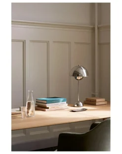 VP3 Flowerpot Table Lamp - Verner Panton, 1969