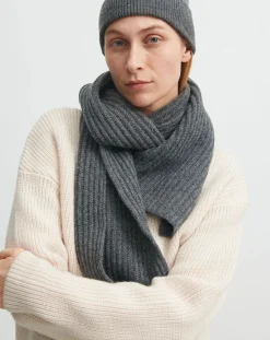 Wool hat - Women's collection